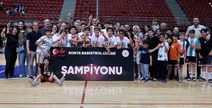 Konya'nın namağlup şampiyonları Karatay'dan çıktı