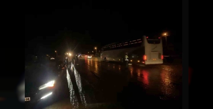 Kovancılar'daki sel sonrası Elazığ-Tunceli yolu yeniden trafiğe açıldı