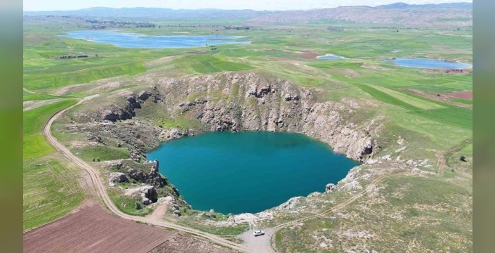 Kuruma tehlikesi atlatan Kızılçan Gölü, doğanın mucizesiyle yeniden hayat buldu