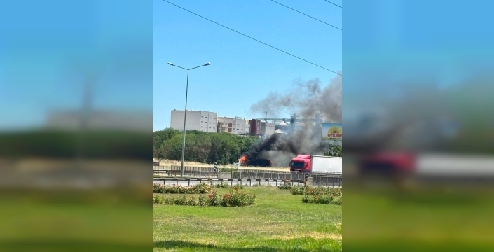 Lüleburgaz'da tır dorsesinde yangın paniği