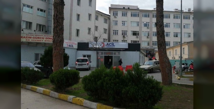 Manisa'da kanlı kavga: Bir kişi baldırından vuruldu, bir şüpheli tutuklandı