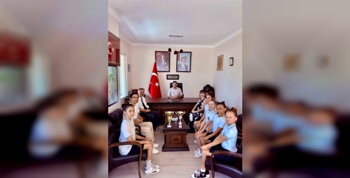 Marmaris Kaymakamı Kaya, şampiyon jimnastikçileri ağırladı