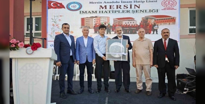 Mersin İmam Hatiplerinden 'Beklenen Nesil' buluşması: Sanat, maneviyat ve coşku bir arada