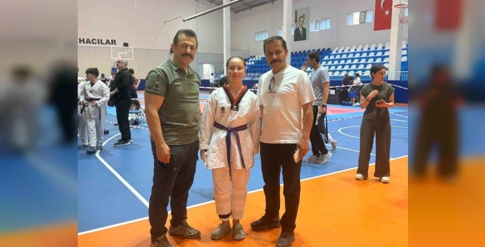 Minik yürekler minderden yükseldi: Taekwondo'da Kayseri'nin gururları Türkiye Şampiyonası'na gidiyor