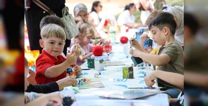 Minikler atıktan podyuma: Kartepe'de geri dönüşüm şovu!
