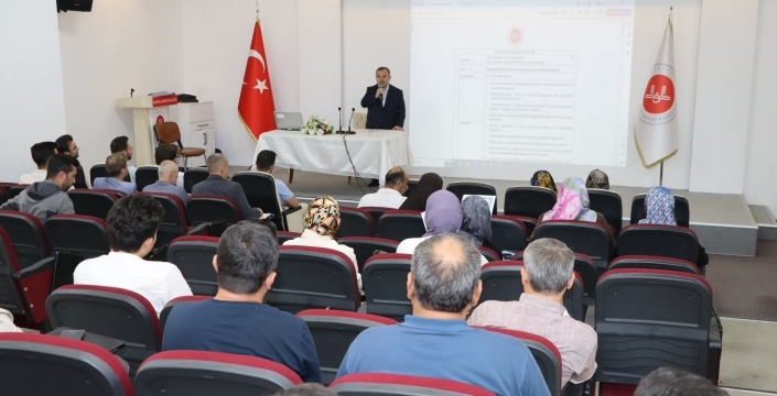 Müftülükte bağımlılık riski altındaki gençler konuşuldu
