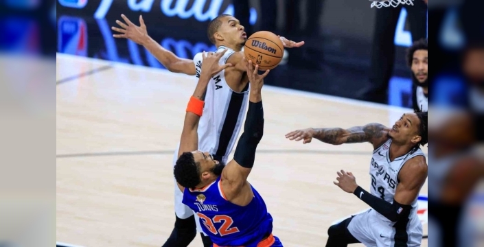 New York Knicks, 53 yıl aradan sonra NBA şampiyonu oldu