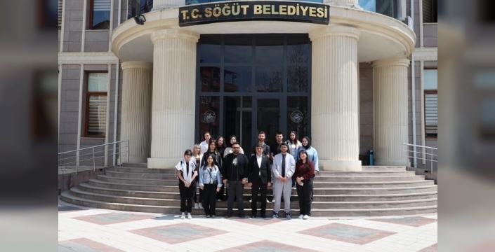 Öğrenciler çöp konteyneri akımında Başkan Durgut’la buluştu
