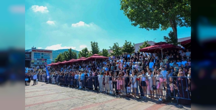OMÜ mühendisleri geleceğe adım attı: 460 mezun meslek hayatına uğurlandı