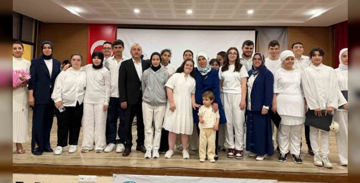 Özel öğrencilerin sanatsal yetenekleri Düzce'de göz kamaştırdı