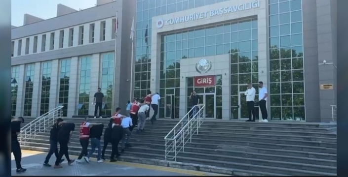Polis ve savcı yalanıyla 18 milyonluk vurgun! Şebeke çökertildi, 11 kişi hapiste
