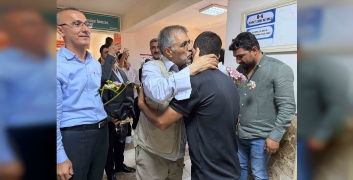 Şanlıurfa'da 37 yıllık eğitim yolculuğuna duygusal veda