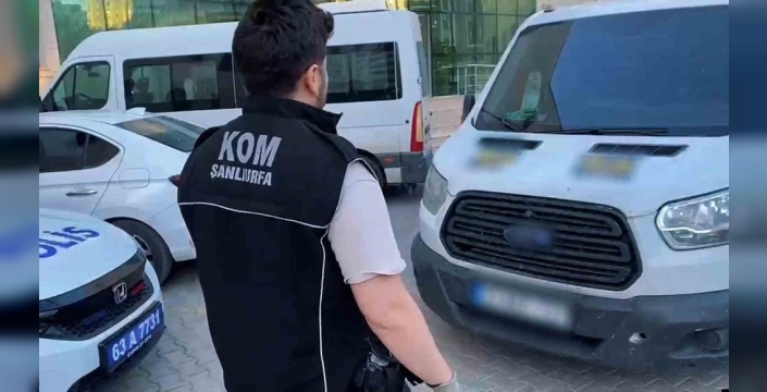 Şanlıurfa'da kamyonette 20 bin paket kaçak sigara bulundu