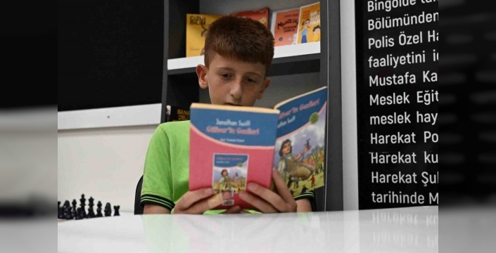 Şehit Mustafa Karapınar'ın adı Uludere'de kütüphanede yaşayacak: Vali Ekici'den tarihi mesaj