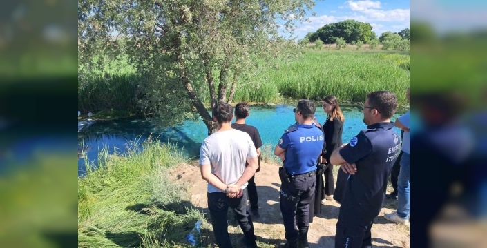 Serinlemek ölüm getirdi: Sakarya Nehri’nde kaybolan genç adamın cansız bedeni bulundu