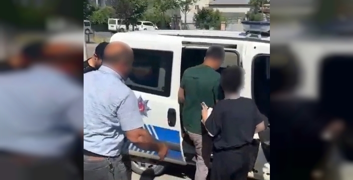Siirt polisinden YKS mucizesi: Geç kalan 25 öğrenci sınava yetiştirildi!