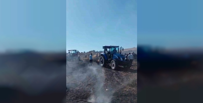 Siirt'te biçerdöver yangını, 50 dönüm buğday alanını küle çevirdi