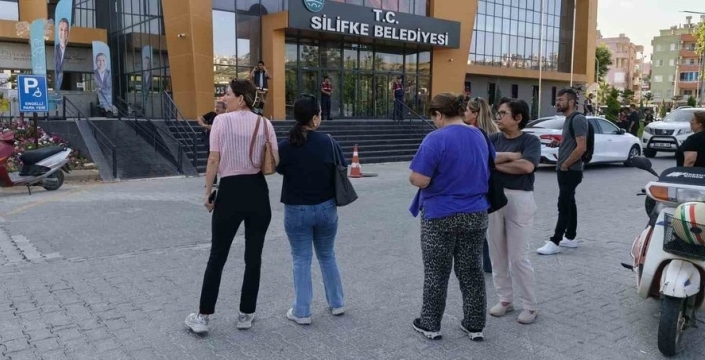 Silifke'de şok operasyon: Başkan Turgut dahil birçok kişi gözaltında