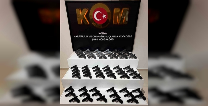 Şok baskın: Akşehir'de durdurulan araçtan tam 65 ruhsatsız tabanca çıktı!