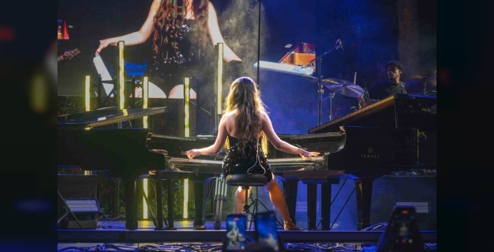 Su Yavuz, Türkiye'deki ilk konserinde caz rüzgarı estirdi