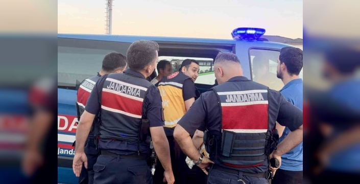 Süleymanpaşa'da dehşet veren kaza: Şerit ihlali ortalığı savaş alanına çevirdi, sürücü gözaltında baygınlık geçirdi!