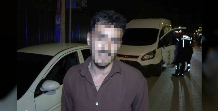 Sürücünün sakin tavırları polisi ve gazetecileri şaşırttı