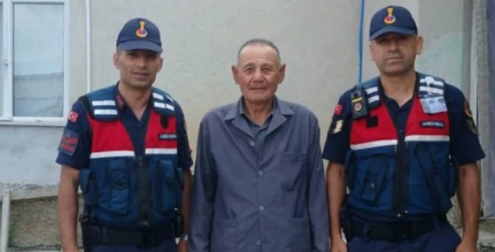 Telefon dolandırıcılarına jandarma darbesi! 400 bin lira sahibine teslim edildi