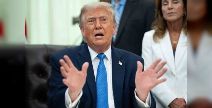Trump'tan şok açıklama: Boğaz'dan geçen 200 gemi ABD sayesinde!