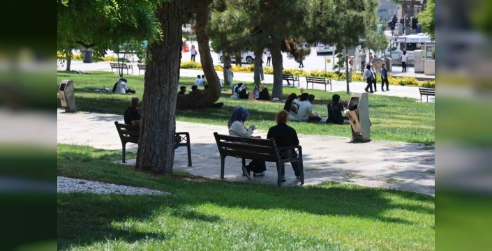 Uzmanlardan kritik uyarı: Kırım Kongo Kanamalı Ateşi ölümcül sonuçlar doğurabiliyor