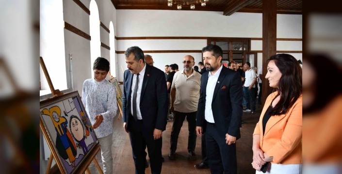 Vezirköprü'de özel sergi sanatseverlerle buluştu