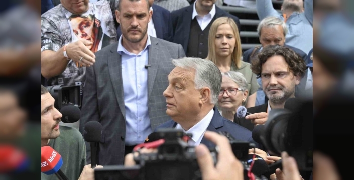 Viktor Orban, seçim yenilgisine rağmen Fidesz liderliğine geri döndü