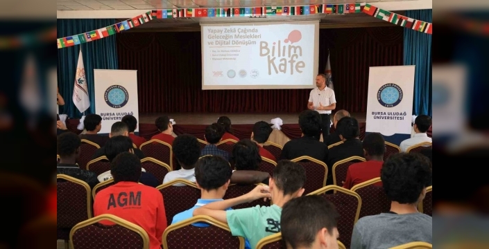 Yapay zeka çağında lise öğrencileriyle geleceğin meslekleri masaya yatırıldı