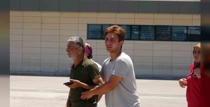 Yavrularını almak için çıktığı yolda hayatının son yolculuğuna çıktı: Anne Sevilay Aytış feci kazada can verdi