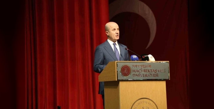 YÖK Başkanı'ndan mezunlara kritik mesaj: 'Öğrenmeyi bırakırsanız durursunuz!