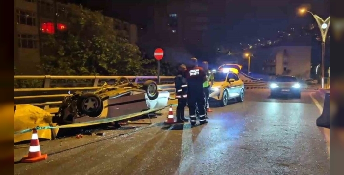 Zonguldak'ta kaza: 19 yaşındaki sürücü ağır yaralandı