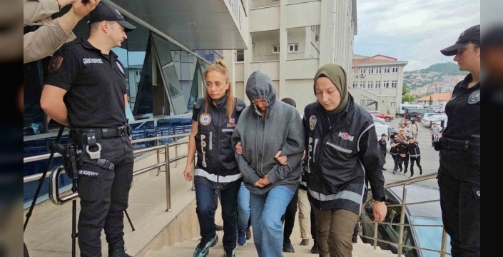 Zonguldak'ta rüşvet ve yasa dışı kürtaj operasyonunda 11 şüpheli adliyeye sevk edildi
