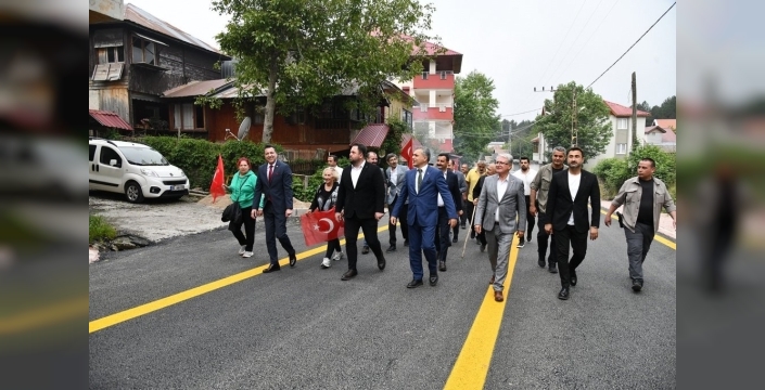 Zorkun Yaylası'na yeni yol, vatandaşlardan başkana koç jesti!