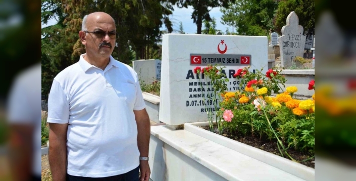 15 Temmuz şehidi Ali Karslı, Çorum'da mezarı başında unutulmadı