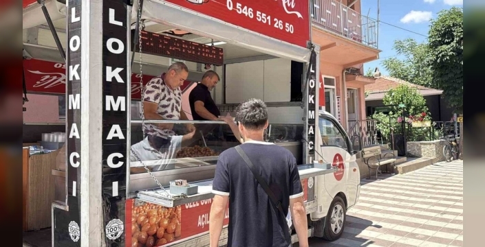 7 yıllık evliliği biten adamdan akılalmaz kutlama: Boşanmayı lokmayla kutladı