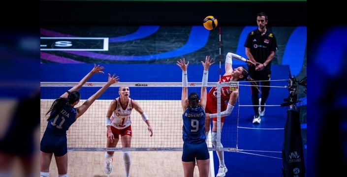 A Milli Kadın Voleybol Takımı, Milletler Ligi'nde tarihi zafer kazandı