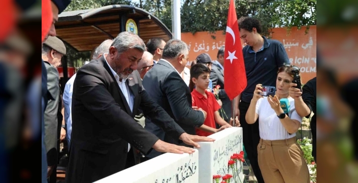Adana’da 15 Temmuz şehitleri anıldı, duygusal anlar yaşandı