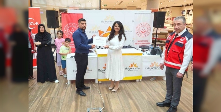 Adıyaman'da şehit yakınları ve gazilerden anlamlı ebru sergisi
