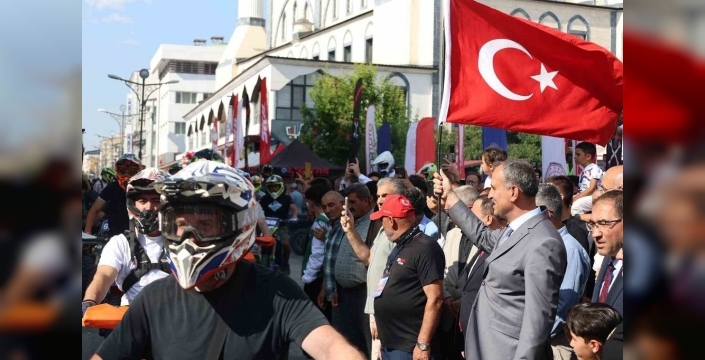 Ağrı'da Türkiye Enduro ve ATV Şampiyonası coşkuyla başladı