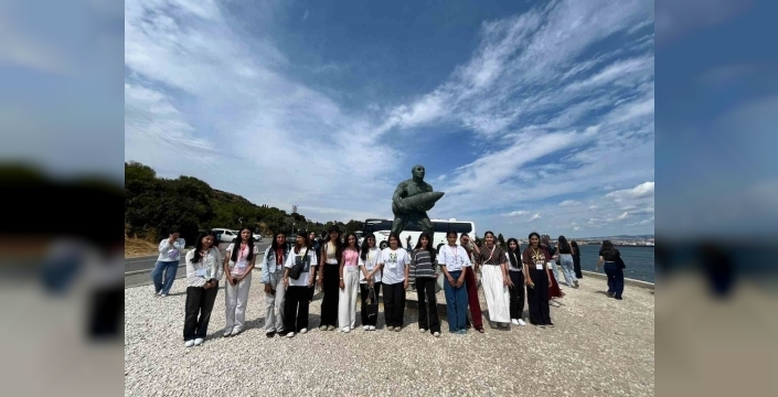Ağrılı gençler Çanakkale ve Ankara'da tarihin izinde: '1071 ruhundan Türkiye Yüzyılı'na uzanan yolculuk