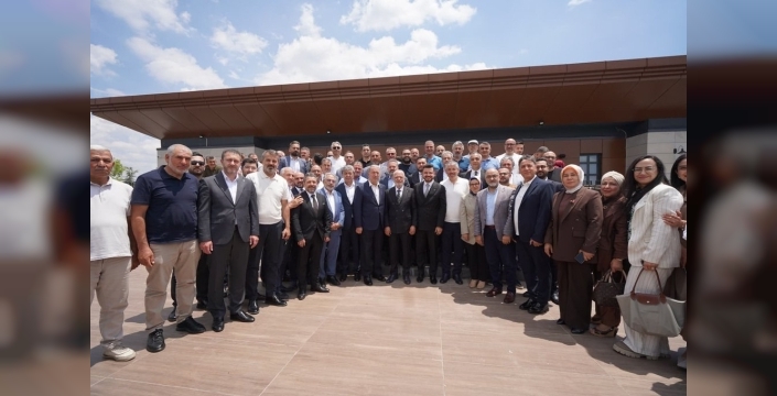 AK Parti Kayseri, 500. gününü istişare ile kutladı