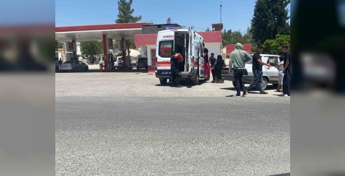 Almanya plakalı otomobil Şanlıurfa'da takla attı: 3 yaralı