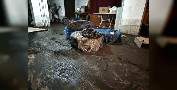 Ankara'da iki kez kanalizasyon felaketi yaşayan bina sakini isyanda: "Evimize giremiyoruz!