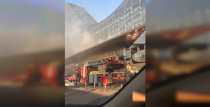 Ankara'da iş yerinde çıkan yangın itfaiye ekipleri tarafından kontrol altına alındı