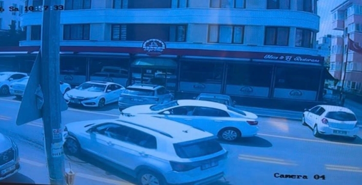 Ankara'da panik anları: Sürücü 7 araca çarparak durabildi