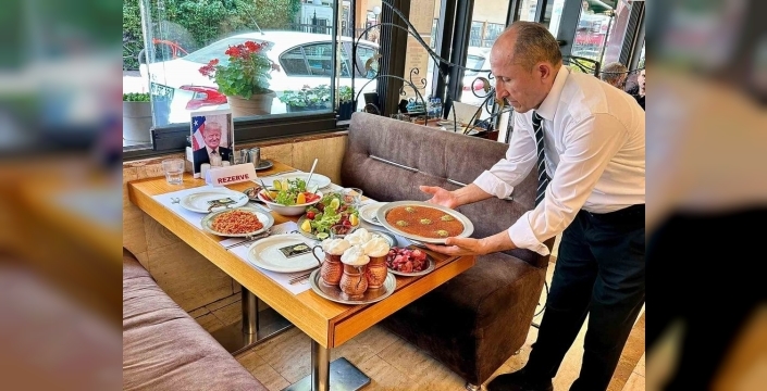Ankara'da Trump için özel masa: NATO Zirvesi öncesi restoranlarda sürpriz ikramlar